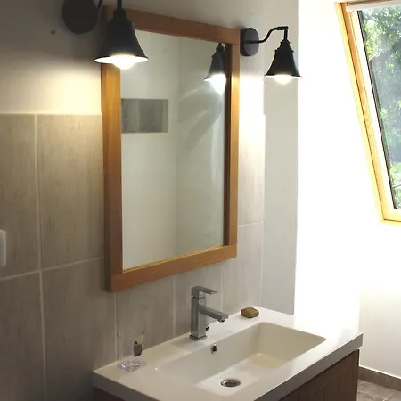 Domaine De Potofayol Bed & Breakfast Lacropte