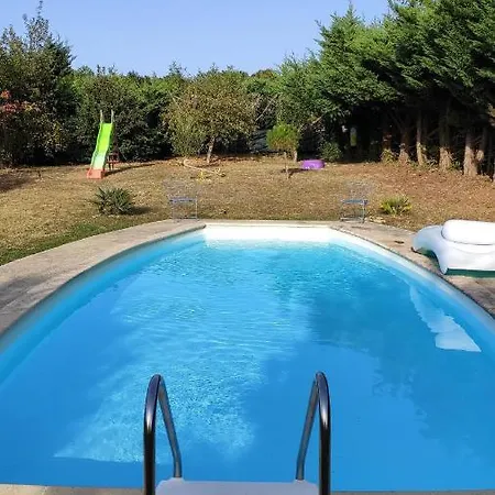 Domaine De Potofayol 3*