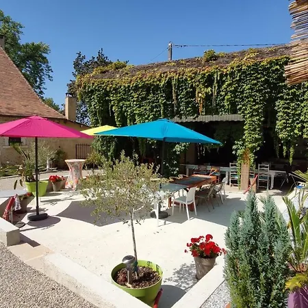 Bed & Breakfast Domaine De Potofayol Lacropte